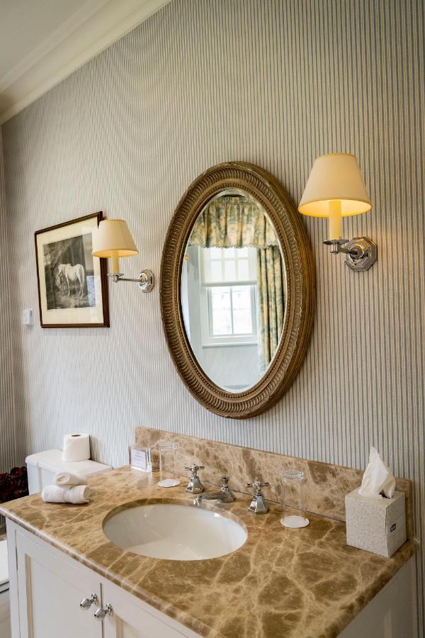 The Jockey Club Rooms นิวมาร์เก็ต ภายนอก รูปภาพ