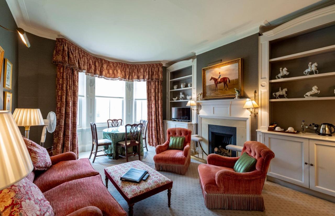 The Jockey Club Rooms นิวมาร์เก็ต ภายนอก รูปภาพ