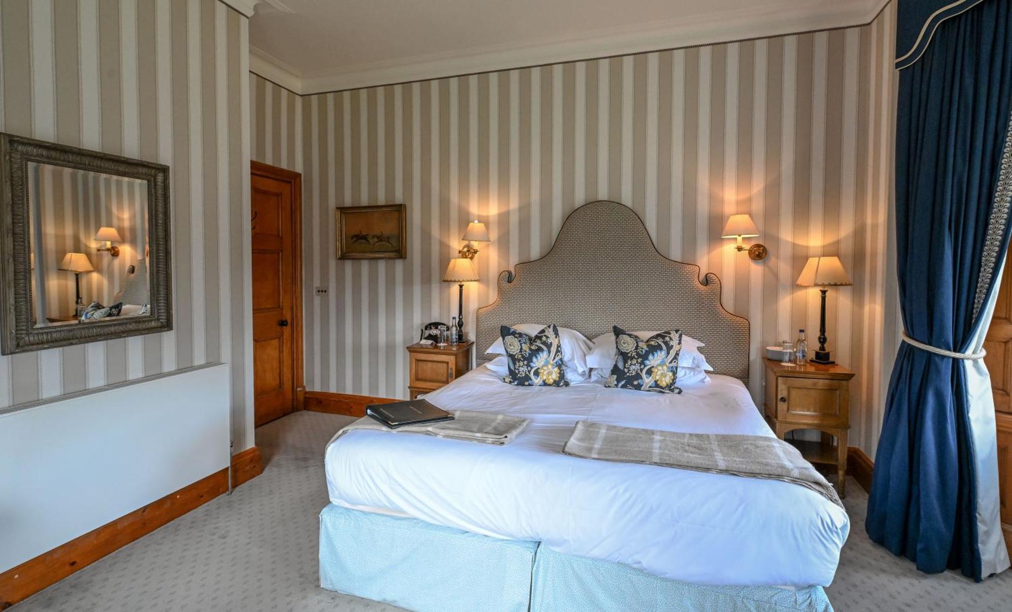 The Jockey Club Rooms นิวมาร์เก็ต ภายนอก รูปภาพ