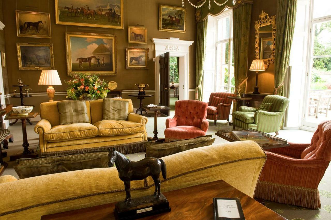 The Jockey Club Rooms นิวมาร์เก็ต ภายนอก รูปภาพ
